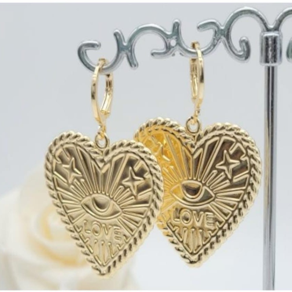 Jewels 4 You New Oro Laminado Gold Heart Eye Earrings